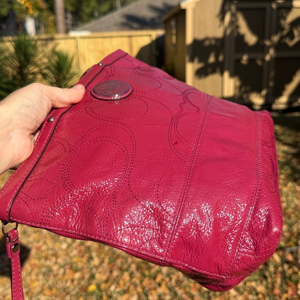 ▶️ Coach ◀️ Hot Pink Patent Leather Tote F15142 - Picture 14 of 17